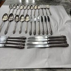 31 Pc Oneida Community Evening Star Silver Plated Flatware - Picture 1 of 9