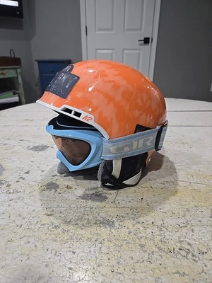 Casco esquí-snowboard K2 Jr. naranja talla pequeña con gafas Foto 1 de 4