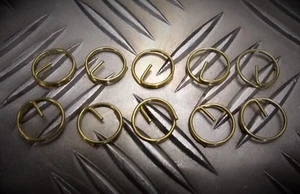 Juego de 10 anillos de botones de metal genuinos de edición militar británica de 1⁄2"" de diámetro - NUEVOS - Imagen 1 de 3