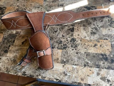 D.A.D CUSTOM LEATHER Rough-Out Leather Man With No Name Clint Eastwood Rig Style - Изображение 1 из 3