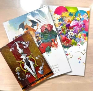 Pokemon Libro de Arte Let's Go Pikachu Eevee & Espada and Shield & Legends conjunto de 3 - Imagen 1 de 7
