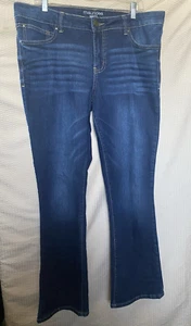 Maurice’s Everflex Size 16 Whiskered Dark Blue. Boot Cut Wash Blue Jeans-EUC! - Picture 1 of 11