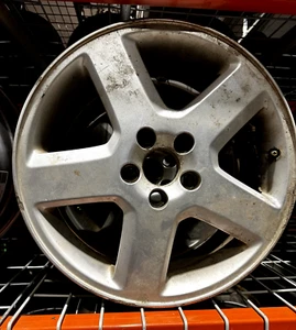 Volvo V50 C30 S40 OEM Wheel 17x7 ET 52.5 5x108 "Sculptor" - Picture 1 of 1