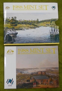 1988  AUSTRALIAN  MINT COIN SET - SLIPCASE CORNERING - Picture 1 of 3
