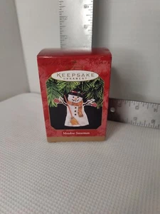 New 1997 Hallmark Keepsake Ornament, Meadow Snowman  - Picture 1 of 10
