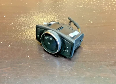 Botón interruptor control faros Ford Transit 150 250 350 2015-2019 BK5T13A024 Foto 1 de 4