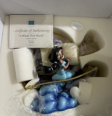 Figura WDCC Aladdin & Jasmine A Whole New World Edición Limitada #1100/1992 Nueva en Caja Foto 1 de 4