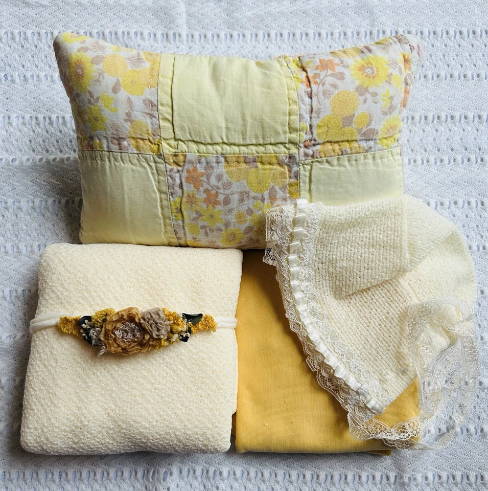 Juego de accesorios para fotos de recién nacido diadema amarilla envoltura de almohada con capó para bebé niña Foto 1 de 2