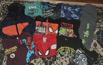 Paquete de ropa para niños 5T y 6T; Marvel, Spiderman, Minecraft Foto 1 de 4