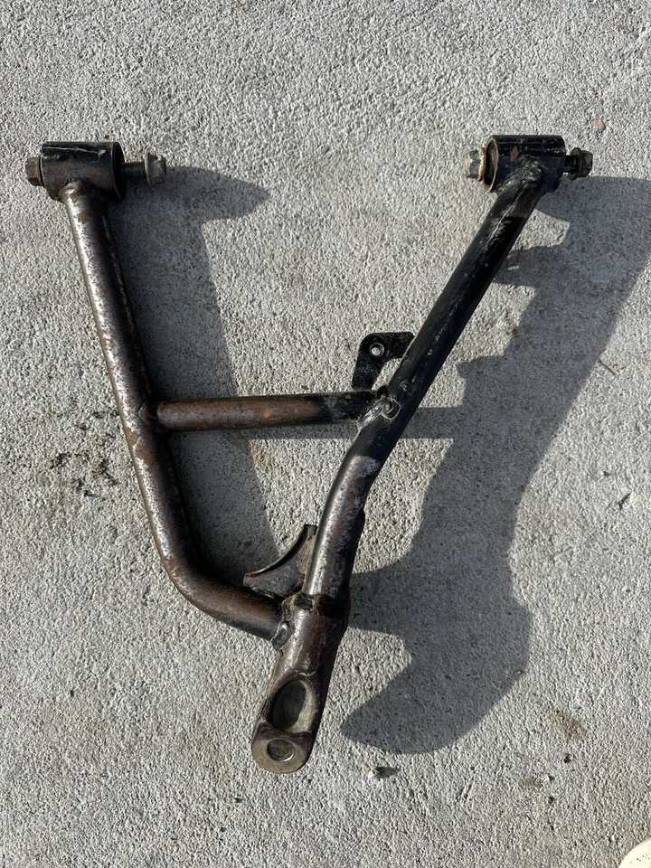 Honda Foreman Rubicon 500 2011 brazo de control inferior delantero izquierdo  Foto 1 de 1