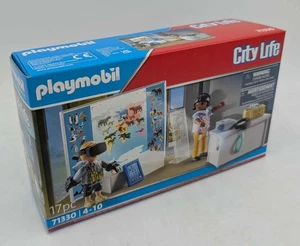 PLAYMOBIL 71330 Virtuelles Klassenzimmer mit VR-Brille Schule Klassenzimmer NEU - Picture 1 of 10
