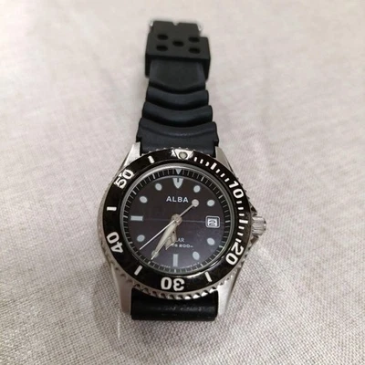 Reloj Seiko ALBA Solar Cuarzo Buceo 200M Impermeable Modelo V147 0AN0 Sport Foto 1 de 4