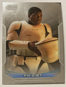 2020 Star Wars Topps Chrome Perspectives FINN #2-F - Picture 1 of 2