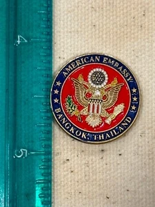 EXTREMELY RARE US DEPARTMENT OF STATE US EMBASSY BANGKOK THAILAND PIN CIA FBI - Picture 1 of 2