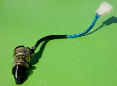 ISUZU TROOPER 84-91 INTERRUPTOR DE CONTROL DE CALEFACCIÓN TRASERO Y PERILLA 8941359660 CAMIONETA OEM Foto 1 de 4