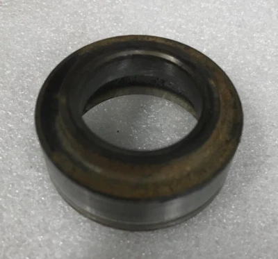 Espaciador de engranajes primario del cigüeñal Honda CR500R 1986-01 OEM usado P/N 13617-ML3-000 Foto 1 de 2