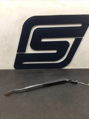 2003 Mini Cooper MT - 右乘客前盖臂 — 第 1/4 张图片