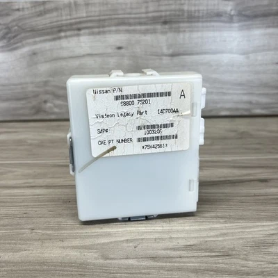 04 05 06 07 08 09 10 Módulo de control de memoria de asiento Infiniti QX56 98800-7S201 OEM Foto 1 de 4