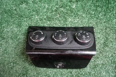 Panel de control de aire acondicionado Chrysler 200 2011 2012 2013 OEM P55111888AT Foto 1 de 4