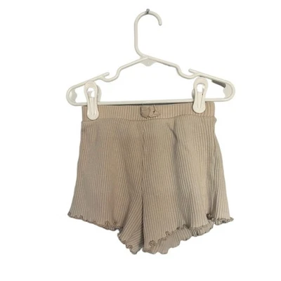 Baby Gap 4T Shorts Cream Neutral Elastic Waist Band Ruffle Hem - Image 1 of 4