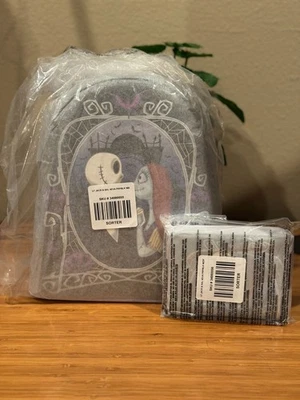 Mini mochila y billetera Loungefly Pesadilla antes de Navidad Jack & Sally Calabaza Foto 1 de 4