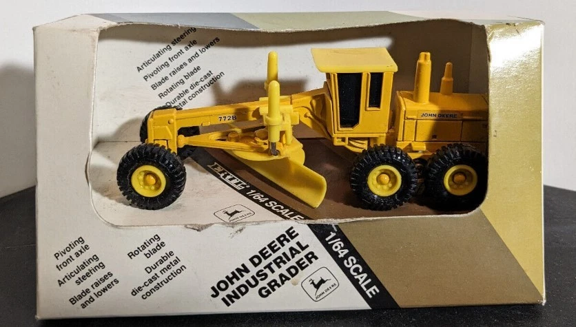 Ertl 5540 1:64 John Deere Industrial Grader - Image 1 of 1
