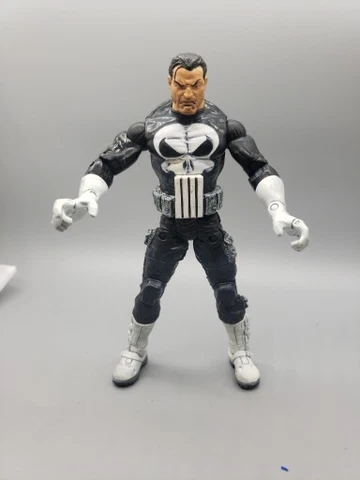 The Punisher Marvel Legends Action Figure 2003 Toy Biz War Zone 6" ToyBiz Cover