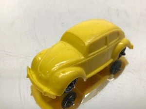 NP GERMANY VW VOLKSWAGEN BEETLE VINYL VINTAGE TOY -YELLOW 1:43- GOOD - 459 - Picture 1 of 5
