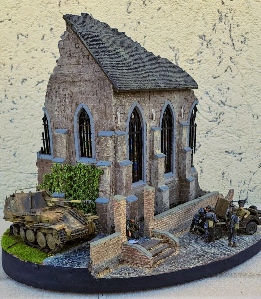 Diorama scala 1/35 2ª Guerra Mondiale: Marder III tedesco e Willys americano - Immagine 1 di 4