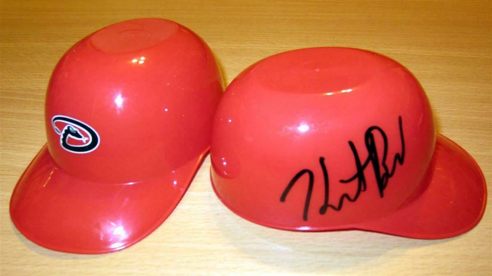 亚利桑那 Diamondbacks Heath Bell 签名 Mni 头盔 正品证书 — 第 1/1 张图片