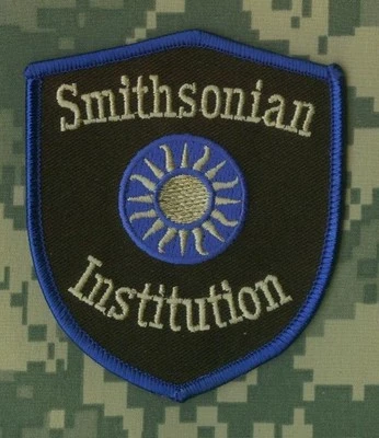 FANCY DRESS HALLOWEEN COSTUME PATCH: Night at The Museum-Smithsonian Institution - Image 1 of 4