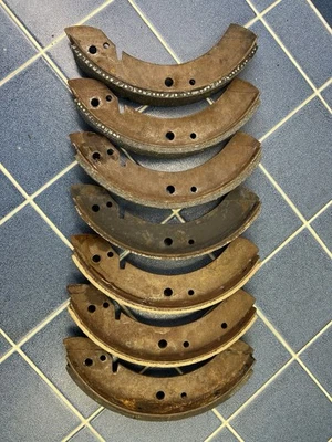 Zapatas de freno vintage VW Escarabajo ovaladas 1954-1955 Volkswagen Bug Foto 1 de 4