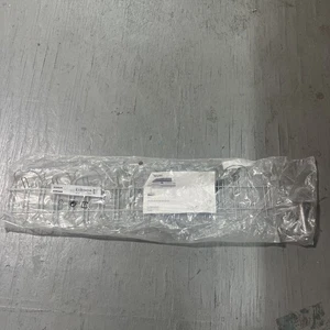 IKEA SIGNUM Bandeja de Gestión de Cables Organizador Debajo del Escritorio 27.5" Plateado Nuevo - Imagen 1 de 4