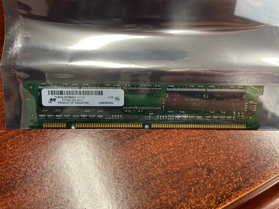 Micron MT4LSDT864AY-13EG2 SDRAM Module 64MB 133MHz 168-Pin - Image 1 of 1