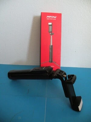 MPow 3-in-1 Wireless Selfie Stick Tripod Bluetooth Flash PA168A New W9 - Image 1 of 2