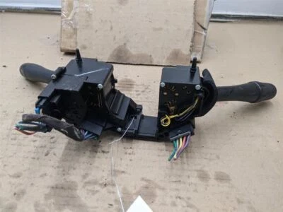 Interruptor de control de columna de dirección usado se adapta a: Chevrolet Malibu 2003 giro grado A Foto 1 de 2