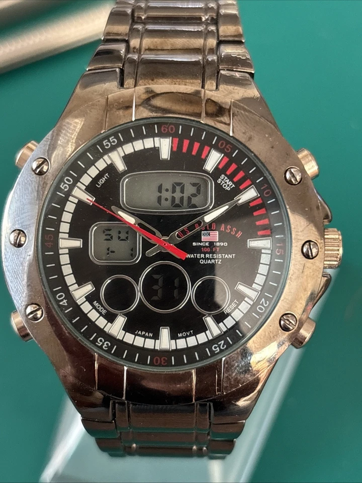 Reloj digital y analógico U.S. Polo Assn para hombre negro y plateado esferas crónicas digitales Foto 1 de 1
