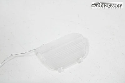 2011-2024 HONDA ODYSSEY PAINEL FRONTAL DIREITO PORTA TAMPA INFERIOR DA LÂMPADA DE CORTESIA FABRICANTE DE EQUIPAMENTO ORIGINAL - Imagem 1 de 4