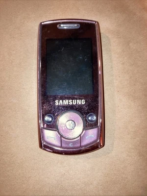SAMSUNG SGH J 700 SLIDER Mobile PHONE Pink - Image 1 of 4