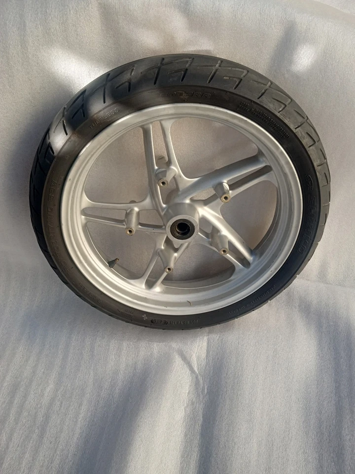 Llanta delantera BMW OEM 01-05 K1200RS K1200GT MAG 17X3.5 R1100S ROCKSTER Foto 1 de 4