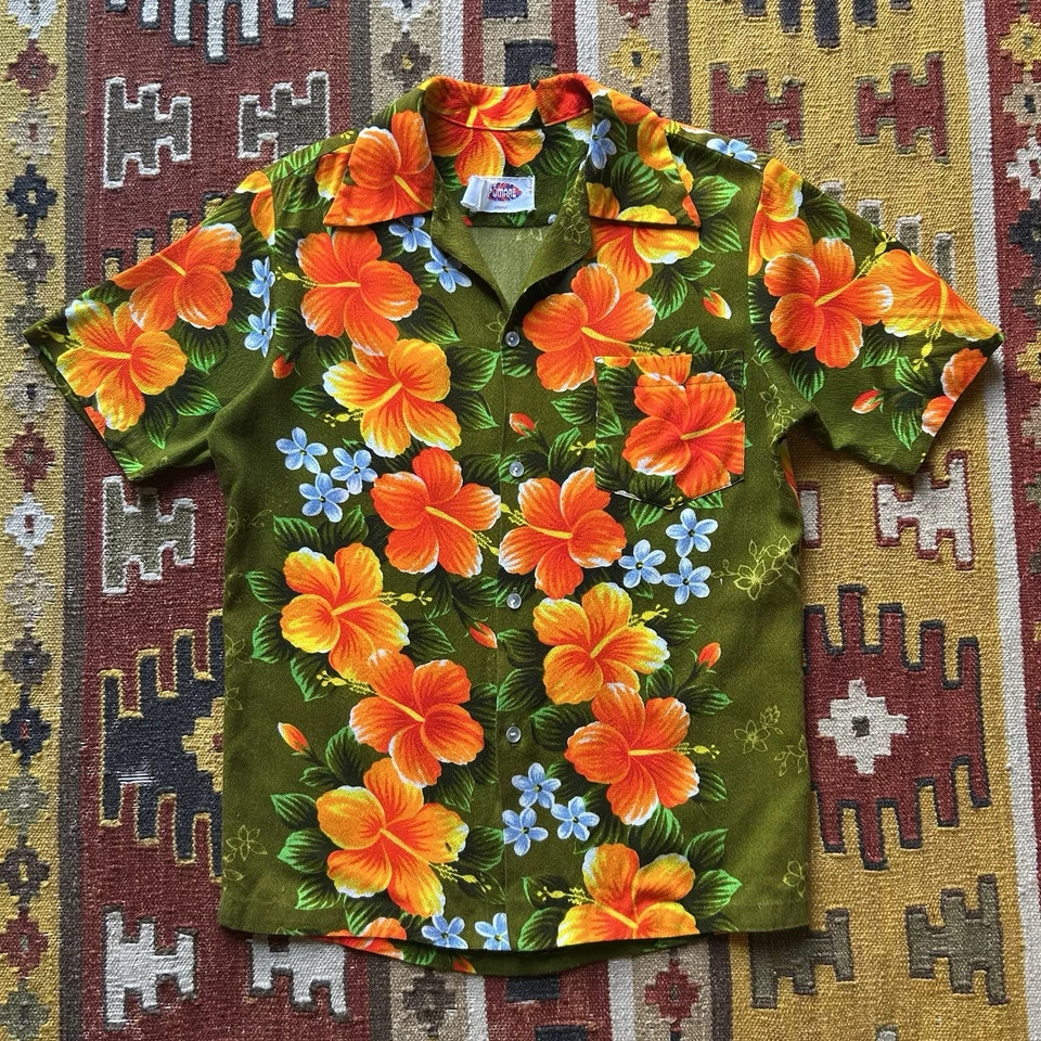Camisa hawaiana vintage años 60 tela corteza pomare talla M - estampado floral verde/naranja  Foto 1 de 4