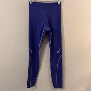 NEW Nike 🎁 Women's Leggings Purple Size S Athletic/Workout - Picture 1 of 8