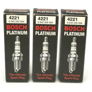 Lot of 3 Genuine Bosch Platinum Spark Plugs 4221 0242225563 WR9DPX NOS - Picture 1 of 8