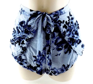 Kendall & Kylie Wrap Around Shorts Ladies Junior Size M Blue Floral Lightweight - Picture 1 of 9