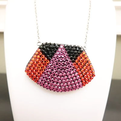 Tarina Tarantino项链几何人行吊坠粉色红色黑色施华洛世奇 — 第 1/4 张图片