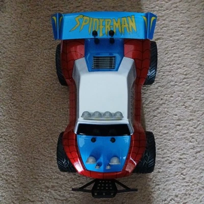 JADA TOYS MARVEL RC SPIDERMAN BUGGY W/TURBO 1/14 SCALE REMOTE CONTROL VEHICLE - Image 1 of 4