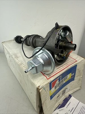 1962-74 Ford / Mercury 289/302 SBF Single Vacuum Points Type Distributor - - Image 1 of 4