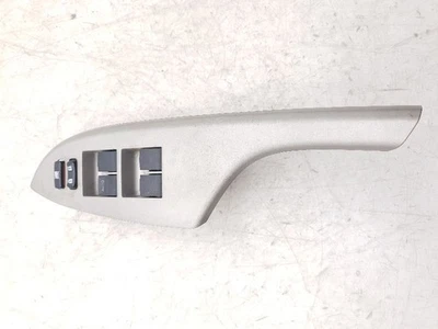 Interruptor de puerta delantera del conductor maestro del conductor se adapta a 08-15 SCION XB 240540 Foto 1 de 4