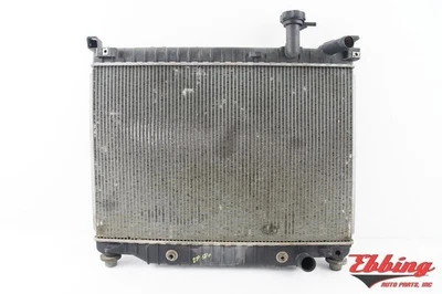 Radiator 5.3L or 6.0L V8 ID: 15196386 Fits 2005-2009 Chevy Trailblazer 693642 — 第 1/4 张图片