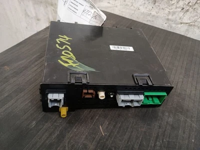 Радиоприемник 2017 Chevrolet Volt оборудование 3089734 - Изображение 1 из 4